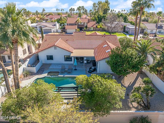 3rd image of 10248 E San Salvador Dr