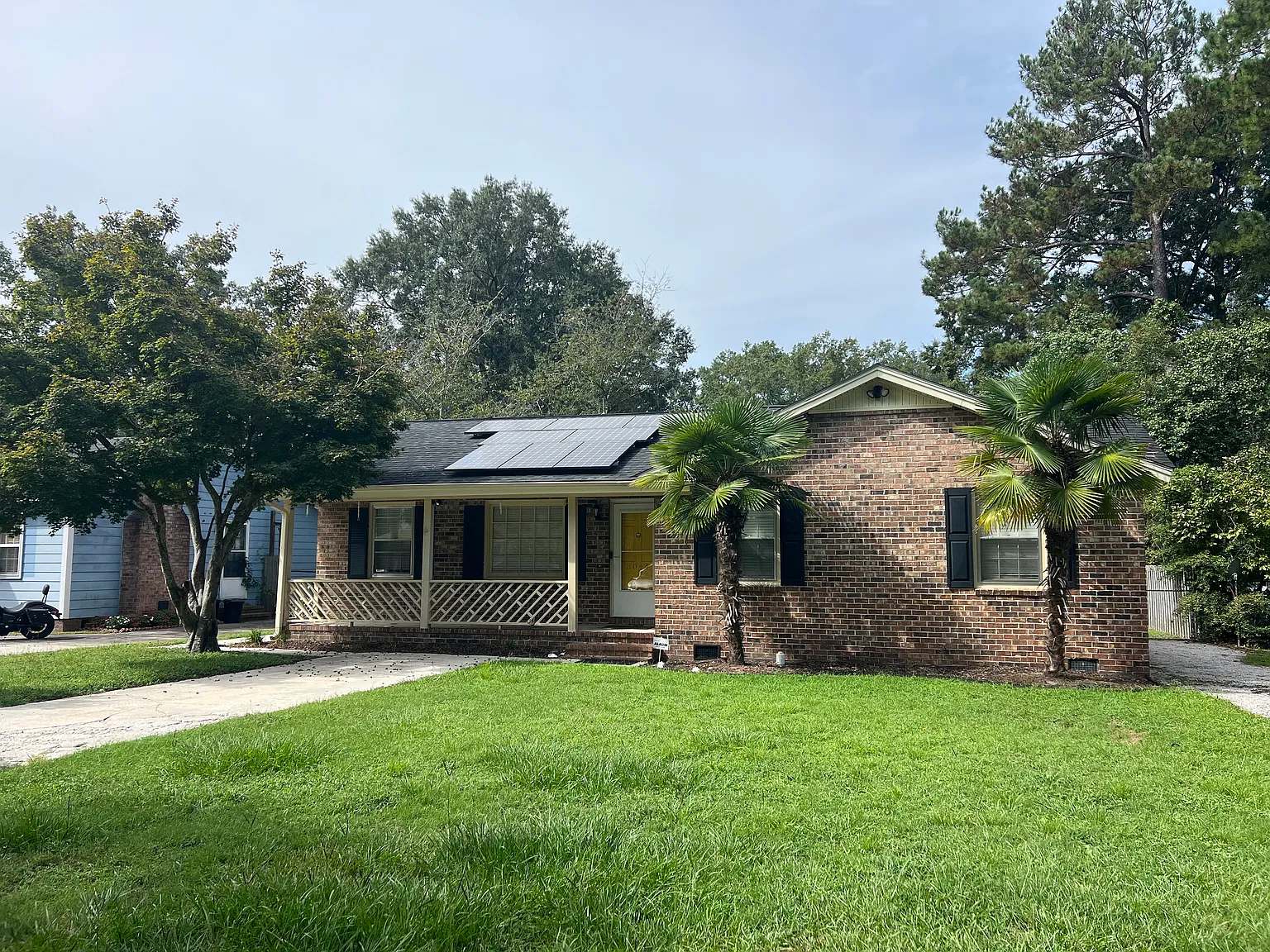 3 bed, 1250 sqft, $1,700 — Photo 1