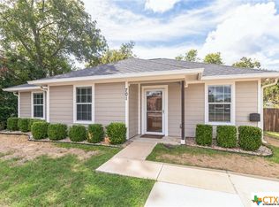 701 Parsonage St, Holland, TX 76534