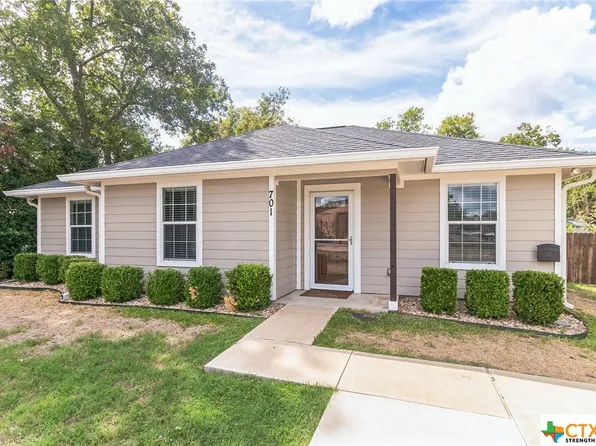 701 Parsonage St, Holland, TX 76534