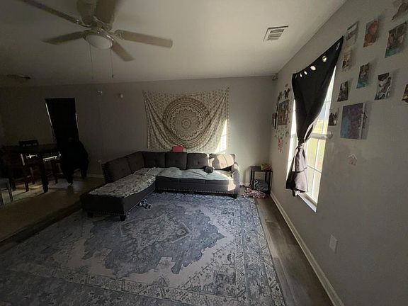 2nd image of 3454 Lawton Rd