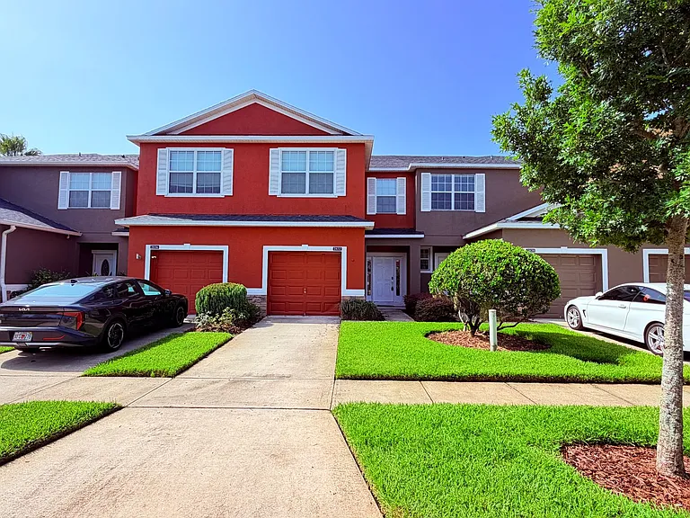 2832 Adelaide Ct — Photo 2
