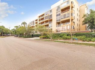160 Columbia Dr APT 204, Tampa, FL 33606