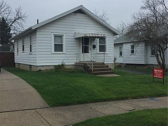 2nd image of 1006 Weng Ave