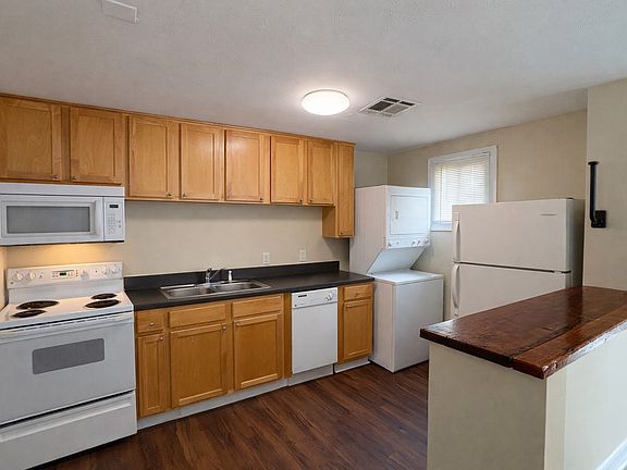 4th image of 7477 Pitt St #3