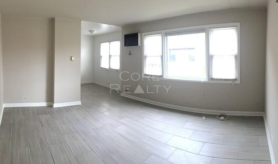 1st image of 9612 Ivanhoe Ave APT 1