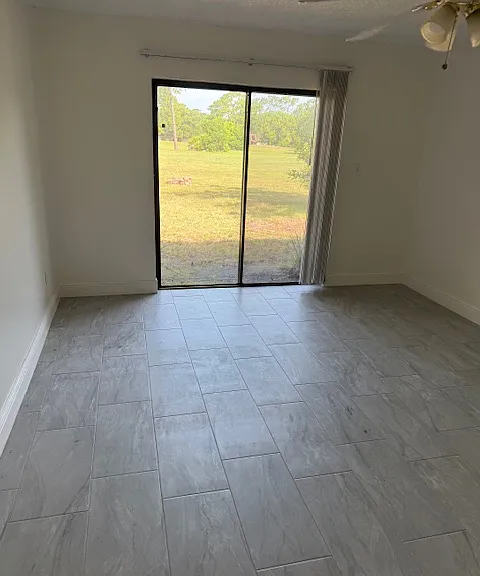 1382 La Paloma Cir — Photo 1