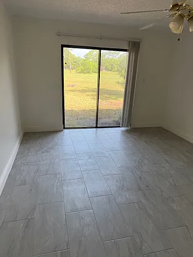 1382 La Paloma Cir Photo 1