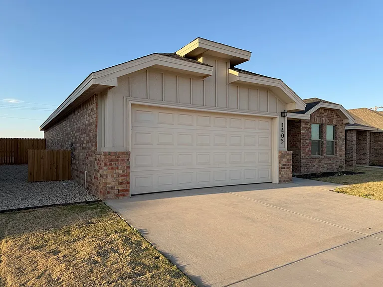 1405 Bajada St — Photo 24