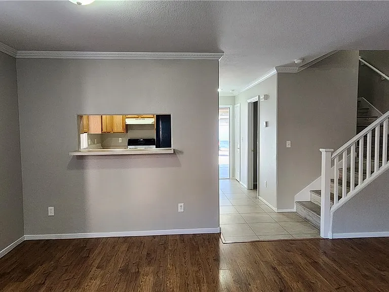 2048 Audrey Hepburn St — Photo 3