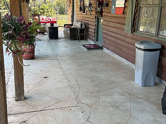 2nd image of 6503 Deer Park Ln