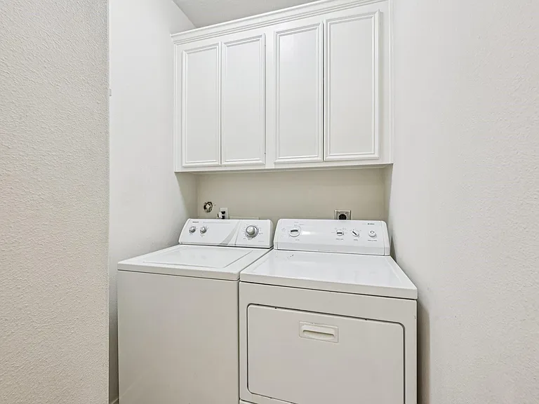 5736 Petty St — Photo 17