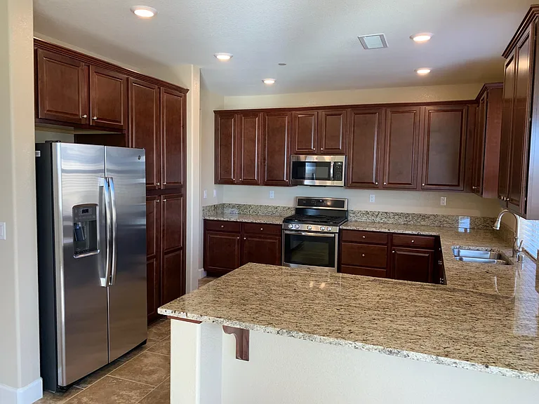 3286 Vincinato Dr — Photo 5
