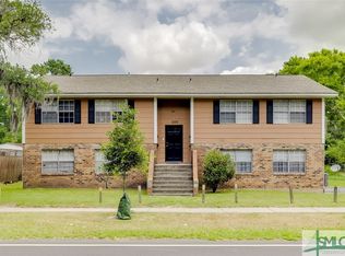 1220 E Victory Dr, Savannah, GA 31404