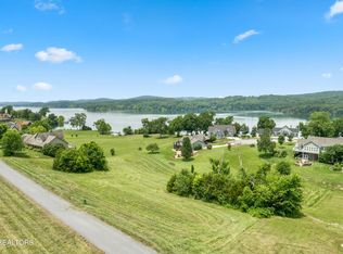 251 Ruth Cir, Sharps Chapel, TN 37866