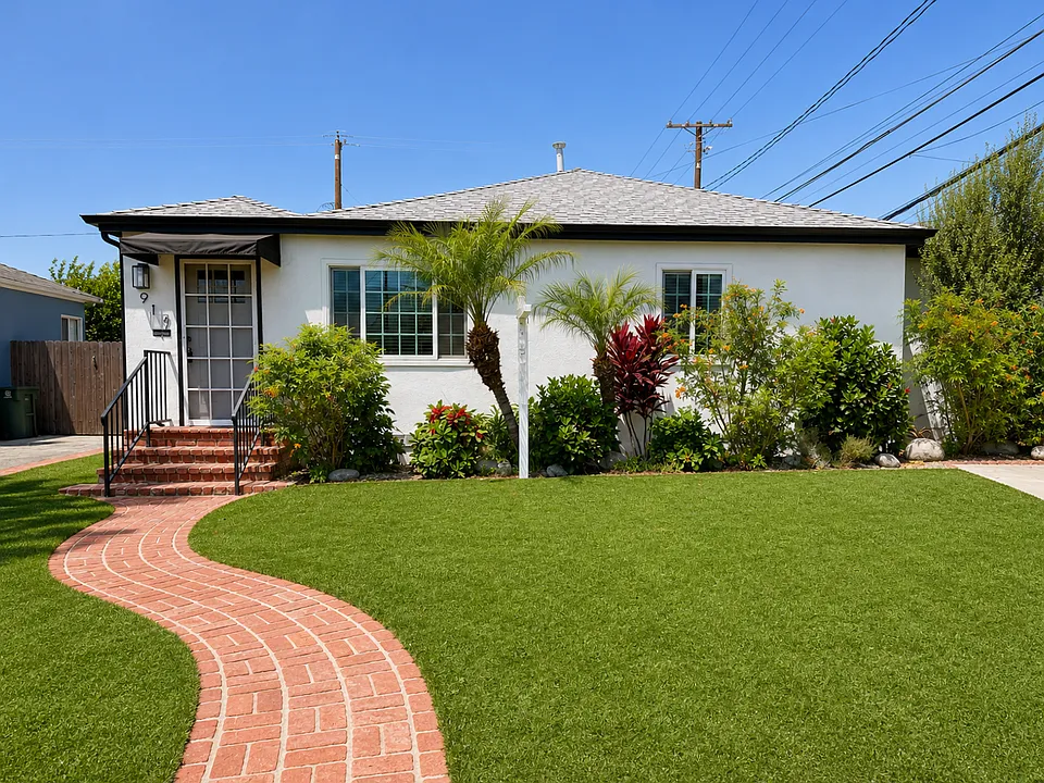 917 N Mariposa St