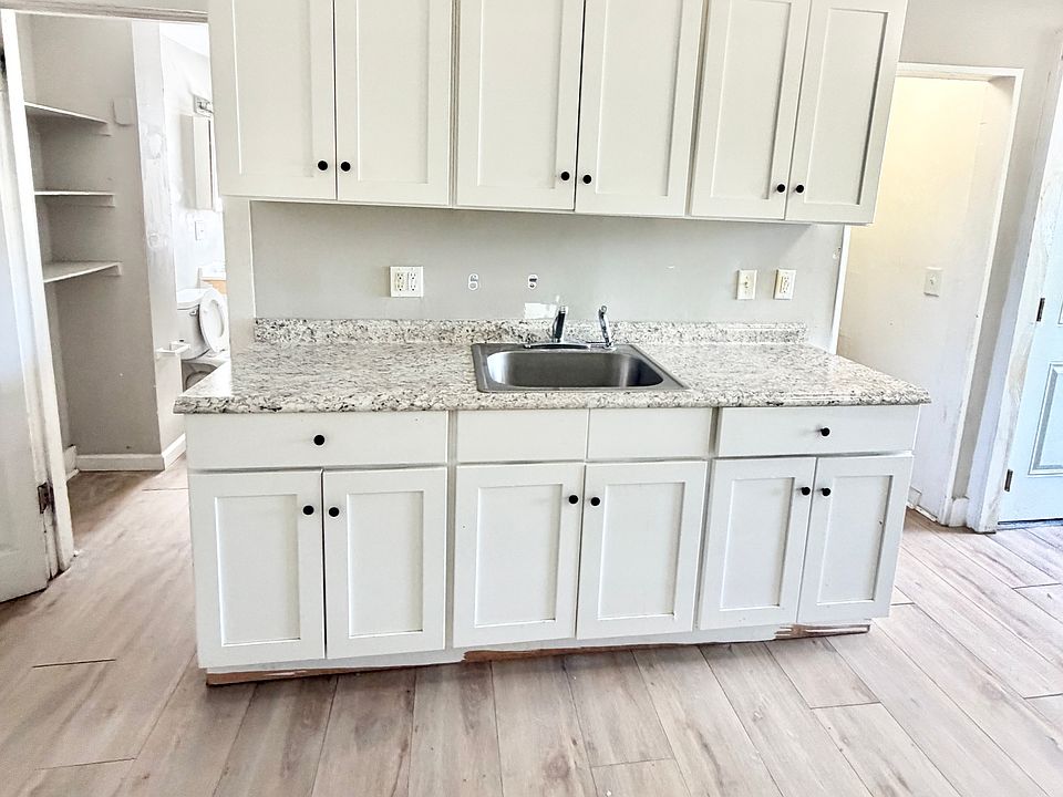 1st image of 351 Sherman Ave #3A