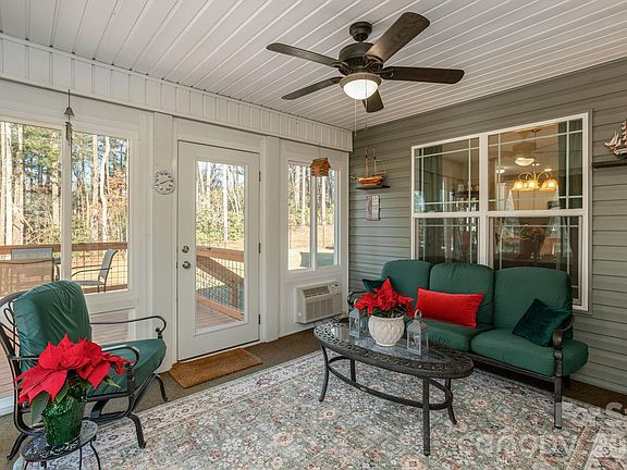 4th image of 57 Pounding Mill Rd