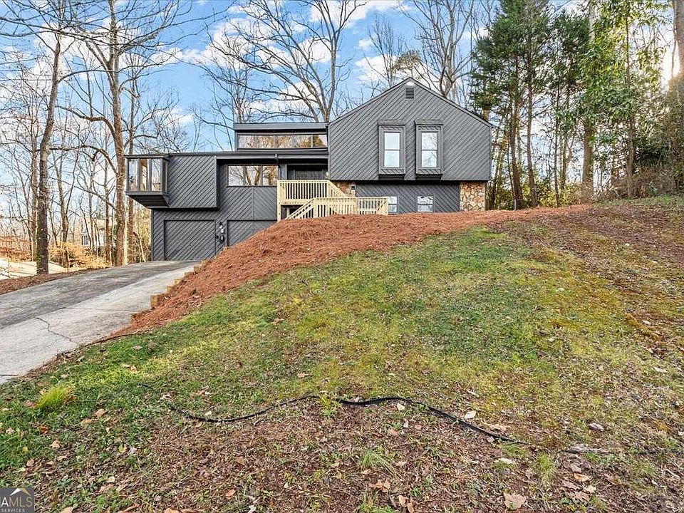1st image of 727 Bayliss Dr