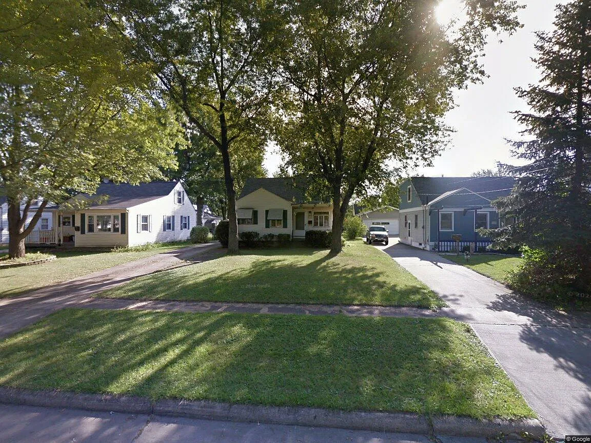 1601 Cedar Dr photo 1