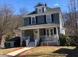 10 Chesterfield Rd, Worcester, MA 01602