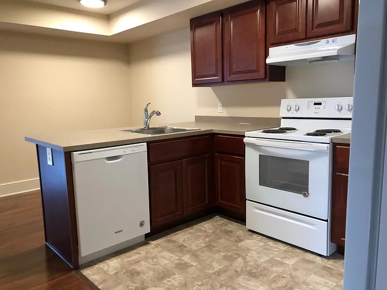 48 N Walnut St #2 — Photo 5