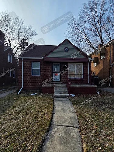 19155 Westphalia St Photo 1