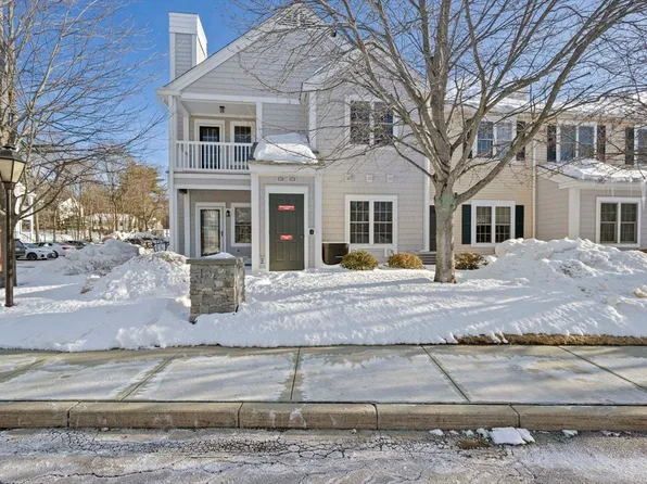 87 Village Dr Unit 87, Quincy, MA 02169