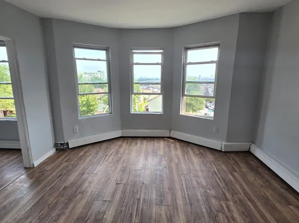 133 Elizabeth Ave, Newark, NJ