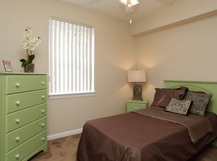 1557 Knuth Ave APT 107, Euclid, OH 44132