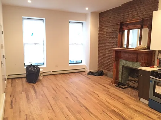 Rented by Lang Realty LLC | media 15