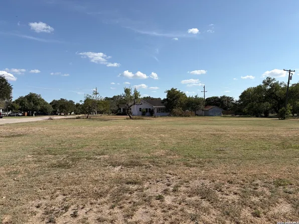 604 S 7TH ST LOT 10,11, Kenedy, TX 78119