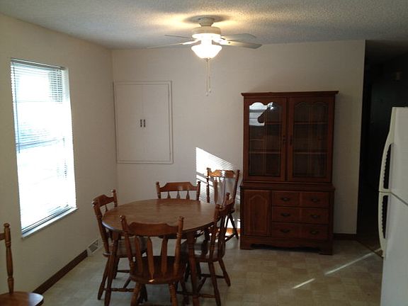 5th image of 2409 Cheryl Dr