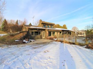 W4089 Skyline Rd, Elkhart Lake, WI 53020