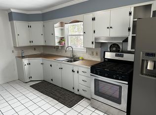 55 Elmwood Rd, New Bedford, MA 02740