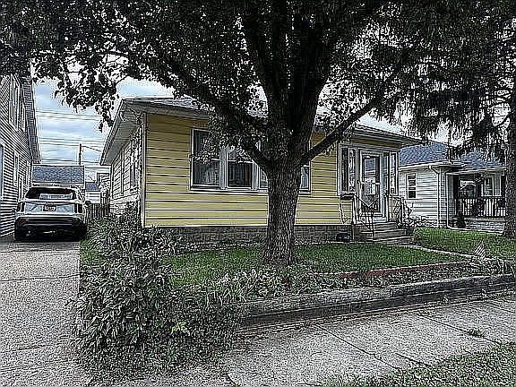 2nd image of 205 N State St