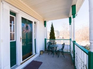 17 Pondview Dr, Fall River, MA 02721