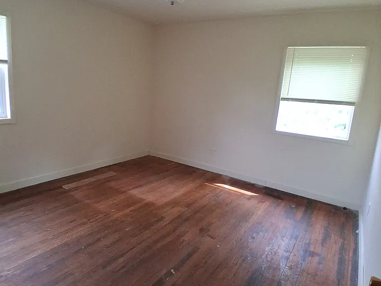 3042 N Palmer St #9 — Photo 4