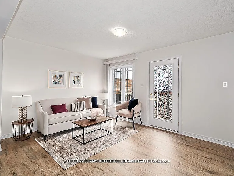 14 Foley Cres — Photo 8