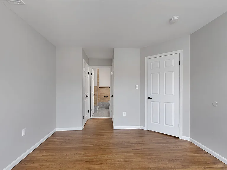 Sofia South Plainfield — Photo 13