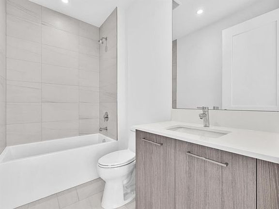 3rd image of 151 N Seabreeze Blvd #1902