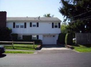 263 Bridge St, Dedham, MA 02026