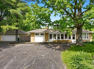384 N 1st St, Gurnee, IL