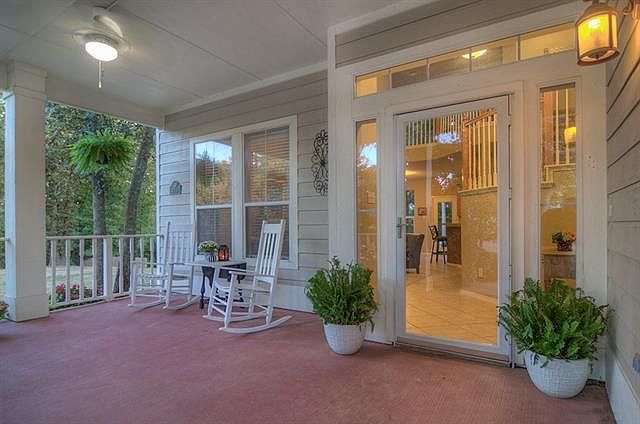 1st image of 9936 Marthas Vineyard Cir