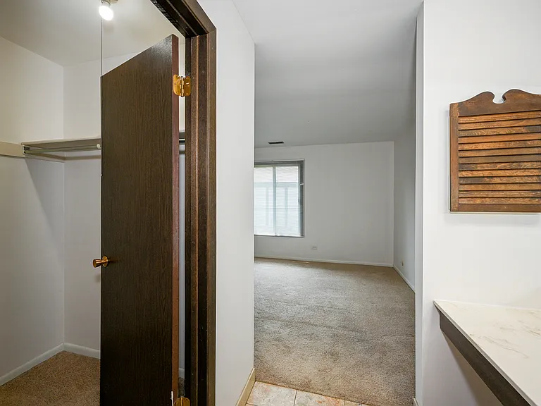 880 Johnstown Ln #B — Photo 17