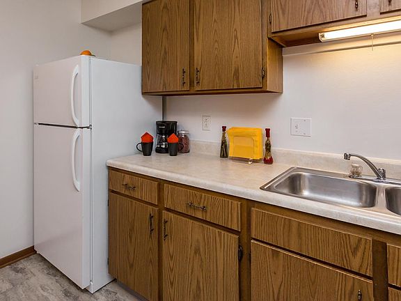 2nd image of 240 S James St #3