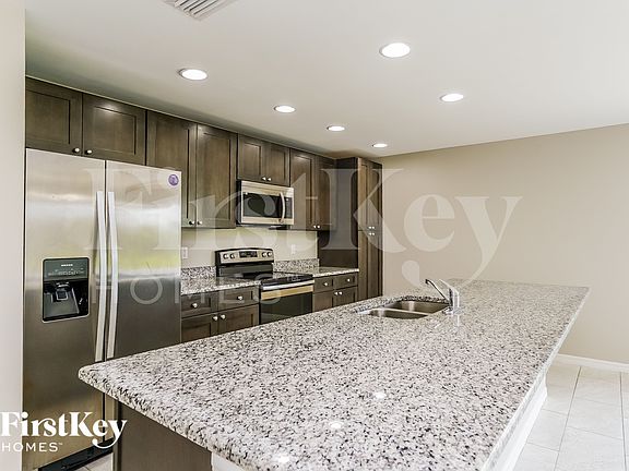 5th image of 2013 Embers Pkwy W