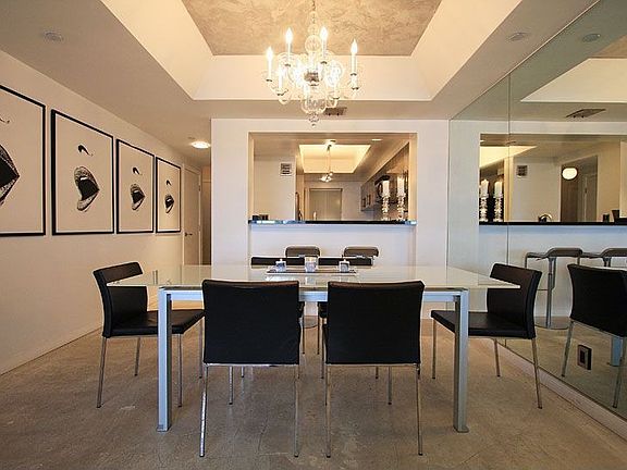 5th image of 110 Ocean Park Blvd Unit 404