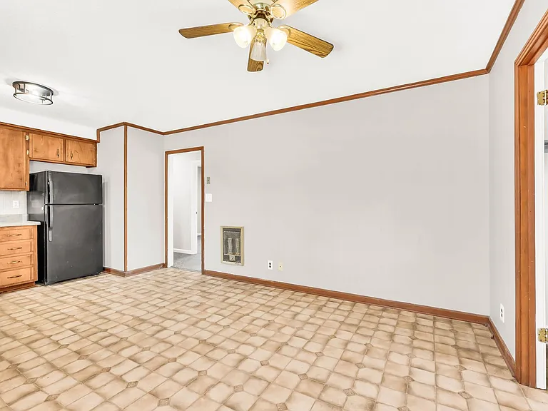 3104 Spring Creek Ct — Photo 11