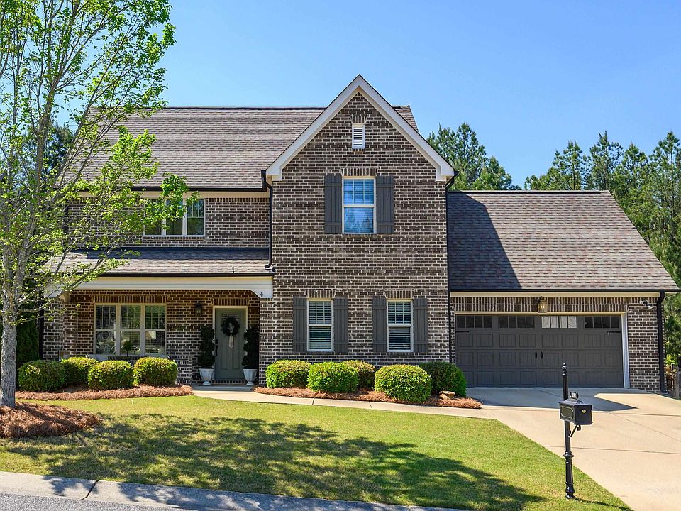 1st image of 180 Lake Chelsea Dr